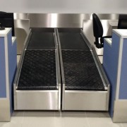 Convoyeur double d'enregistrement des bagages - Au format enregistrement des bagages