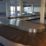 Baggage reclaim flat carousel baggage carousel