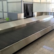 Baggage reclaim flat carousel baggage carousel